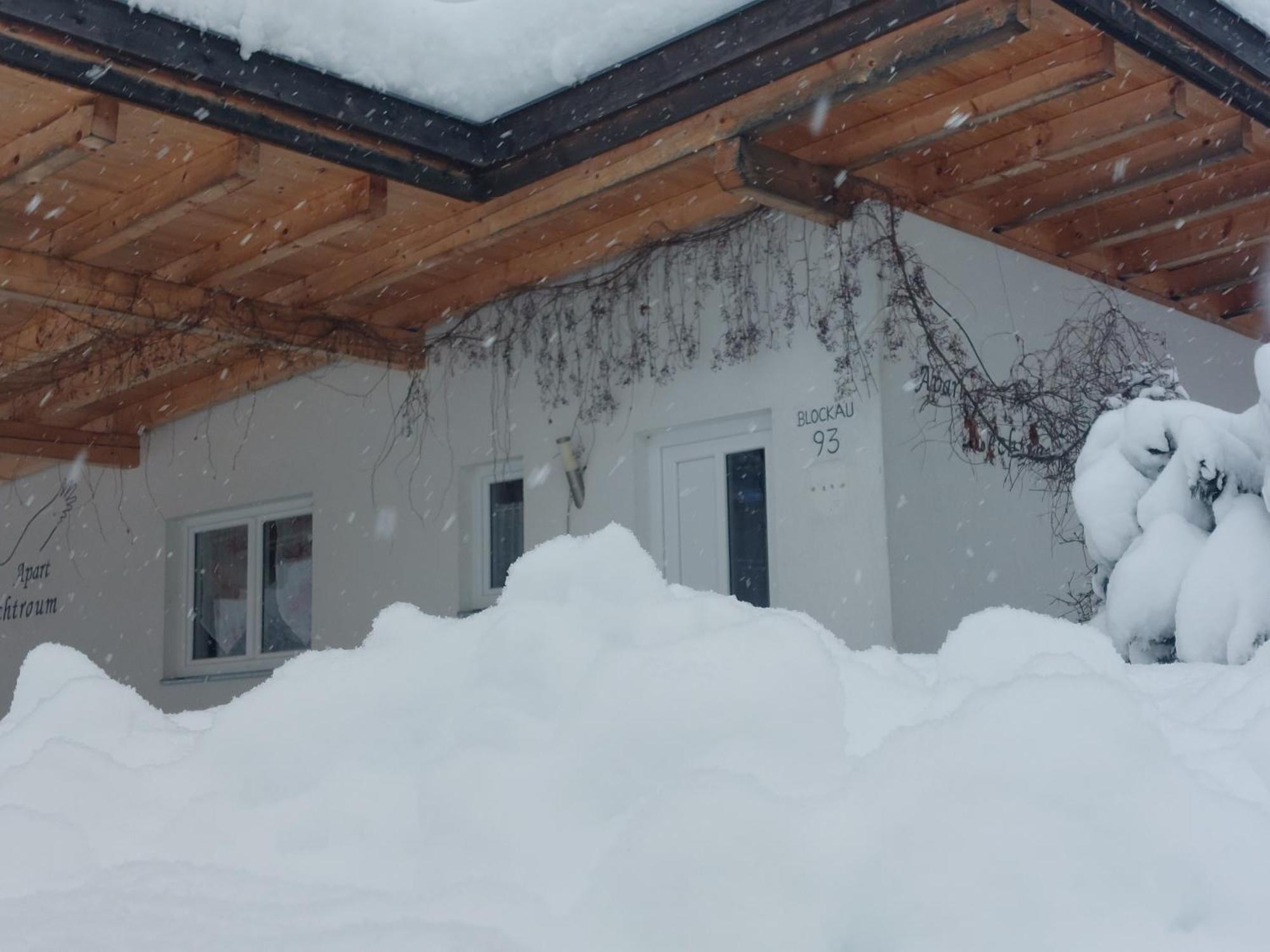 Apart Lechtraum Stanzach Exterior foto